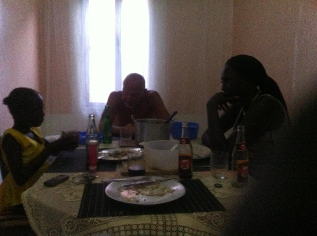 One World Village Guesthouse Bakau Exterior foto